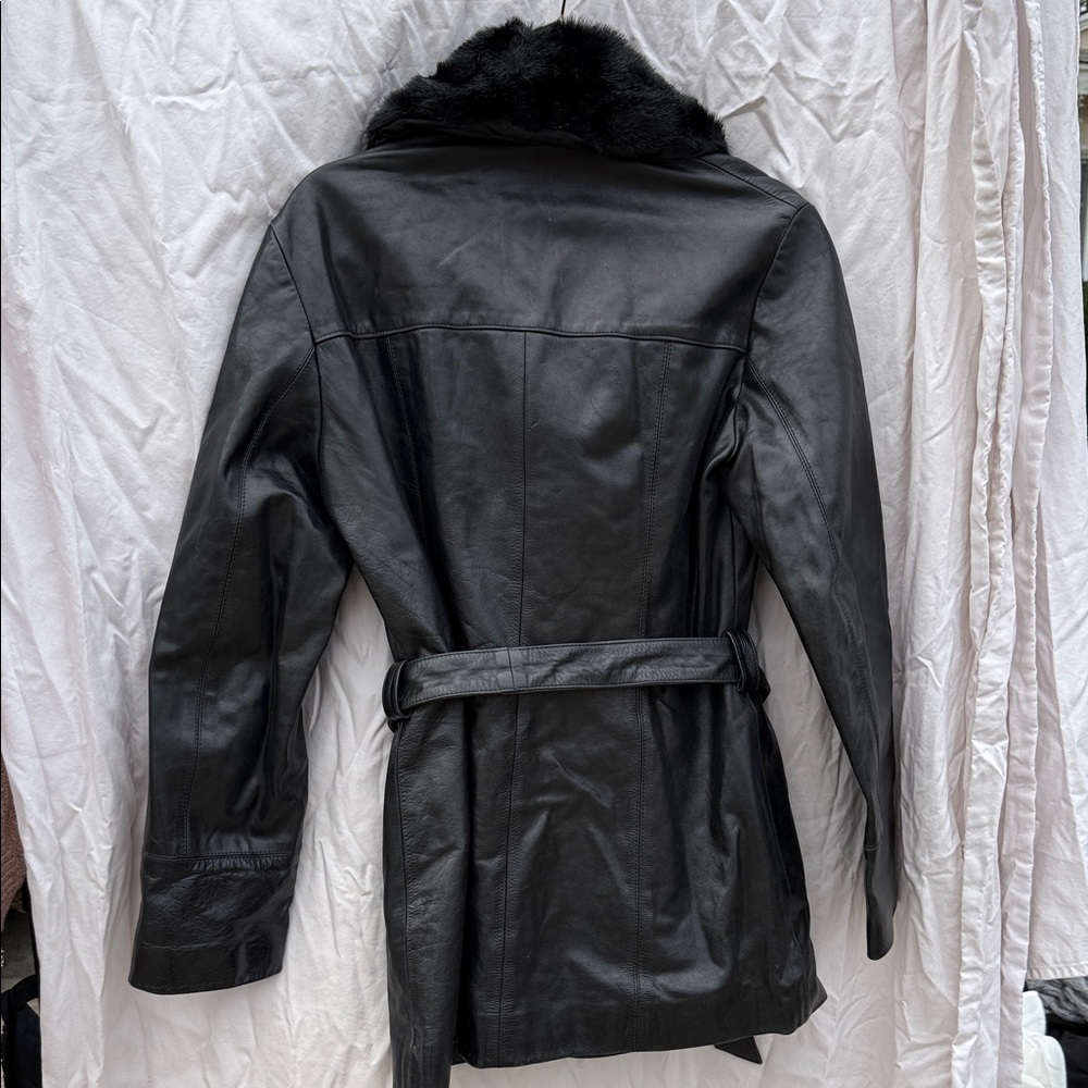 Zara Women's Black 100% Leather Jacket with Removable Faux Fur Collar - Picture 4 of 8